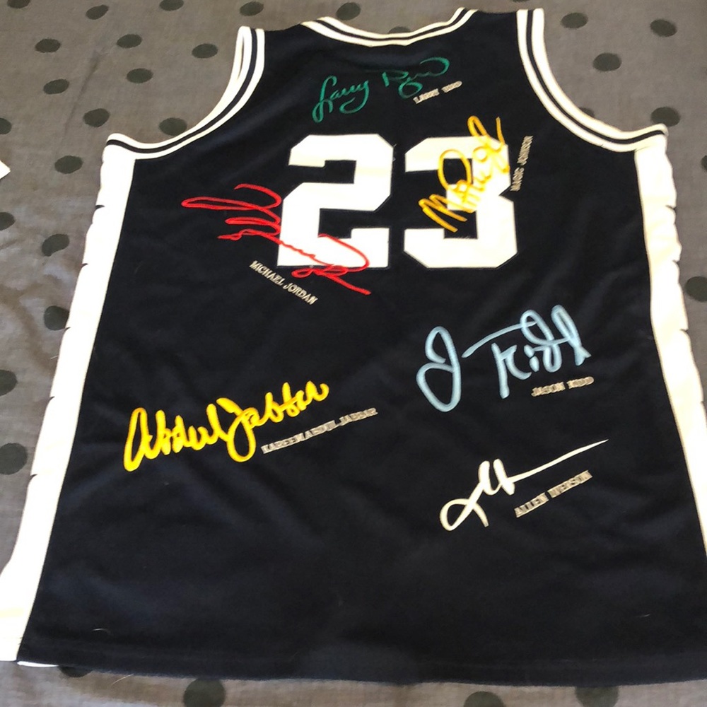 MVP basketball jersey  3xl/56